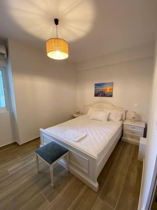 Sea Through Apartment Anavissos Анависос Екстериор снимка